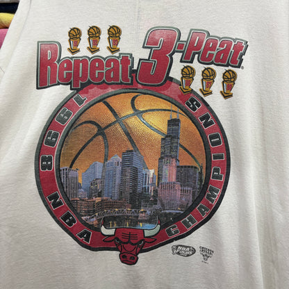 98s STARTER Chicago Bulls 2nd Three-Peat Championship Graphic Tee XL