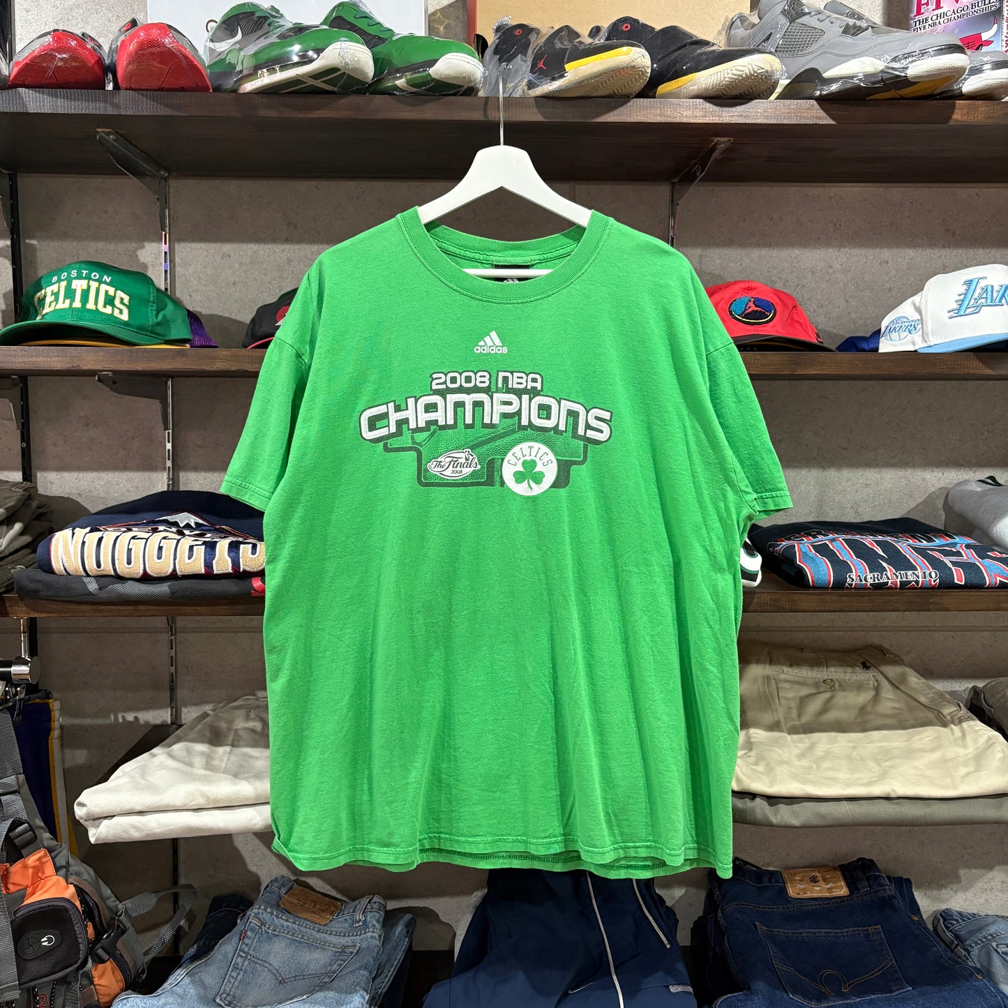 【 Boston Celtics / 2008 NBA Champions / adidas Vintage T-shirt 】