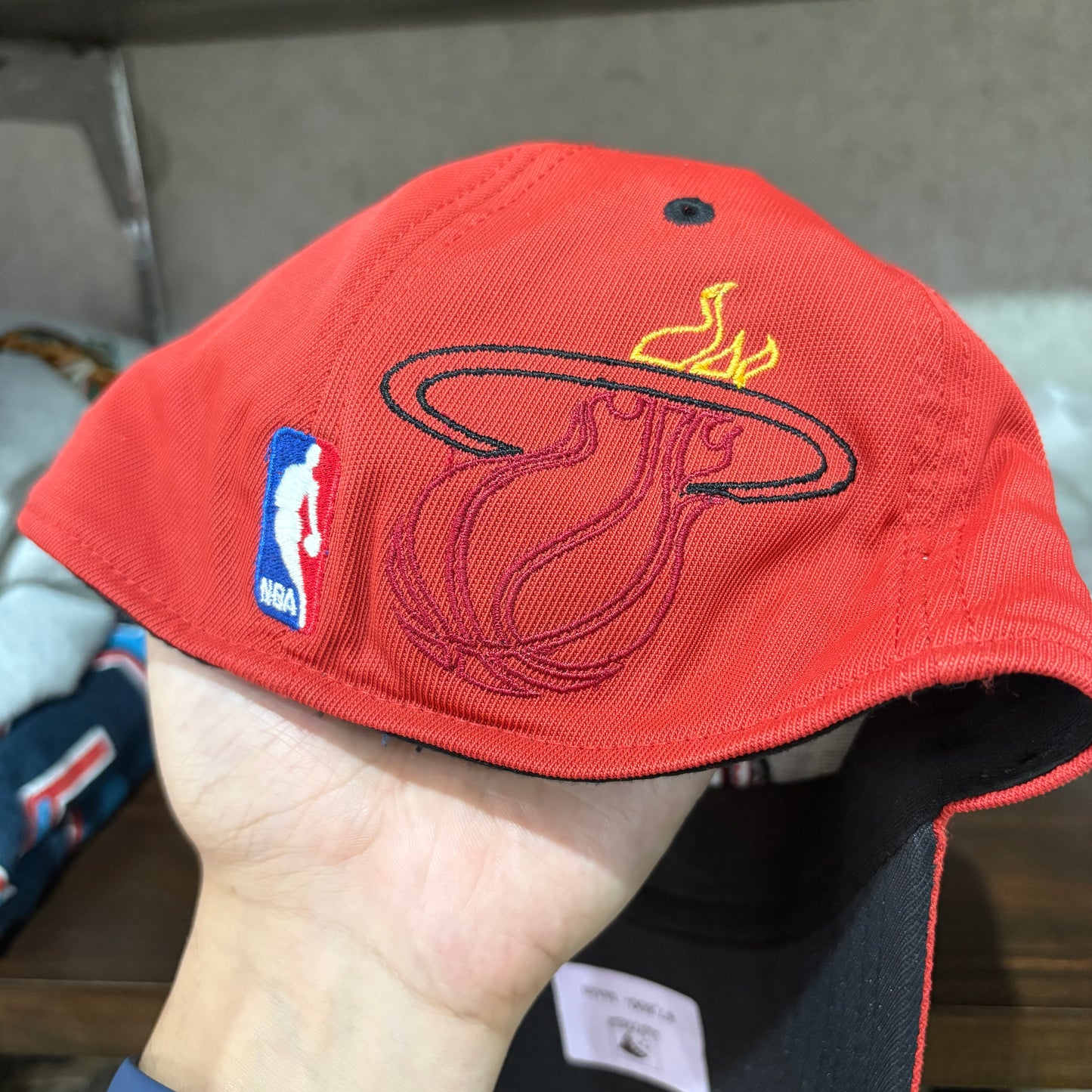 【00s / Adidas / Miami Heat 6-Panel Cap / Elastic Cord Adjustment / Vintage Hat / Miami Heat】
