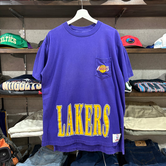 【Los Angeles Lakers / Nutmeg Mills / 90s Vintage Pocket T-Shirt】