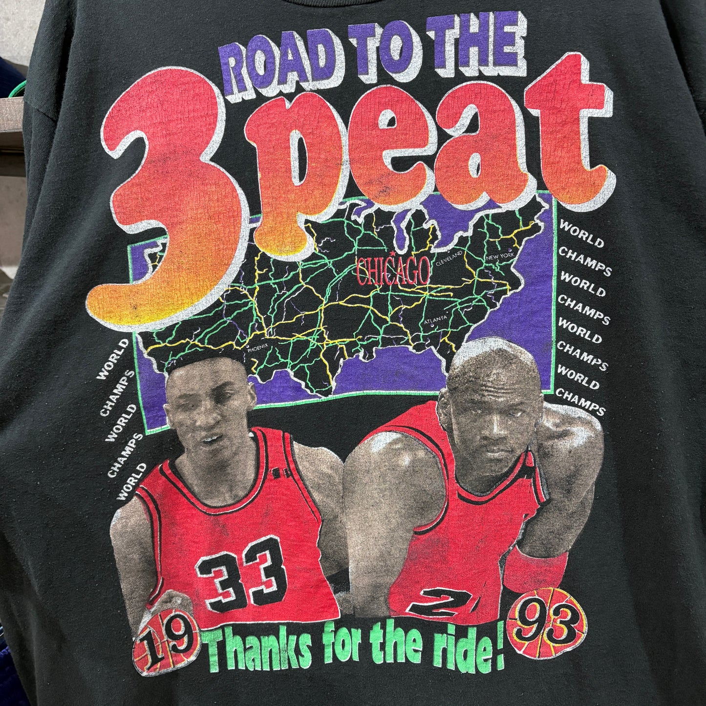 Chicago Bulls / Michael Jordan & Scottie Pippen / 90s Bootleg 3-Peat T-shirt