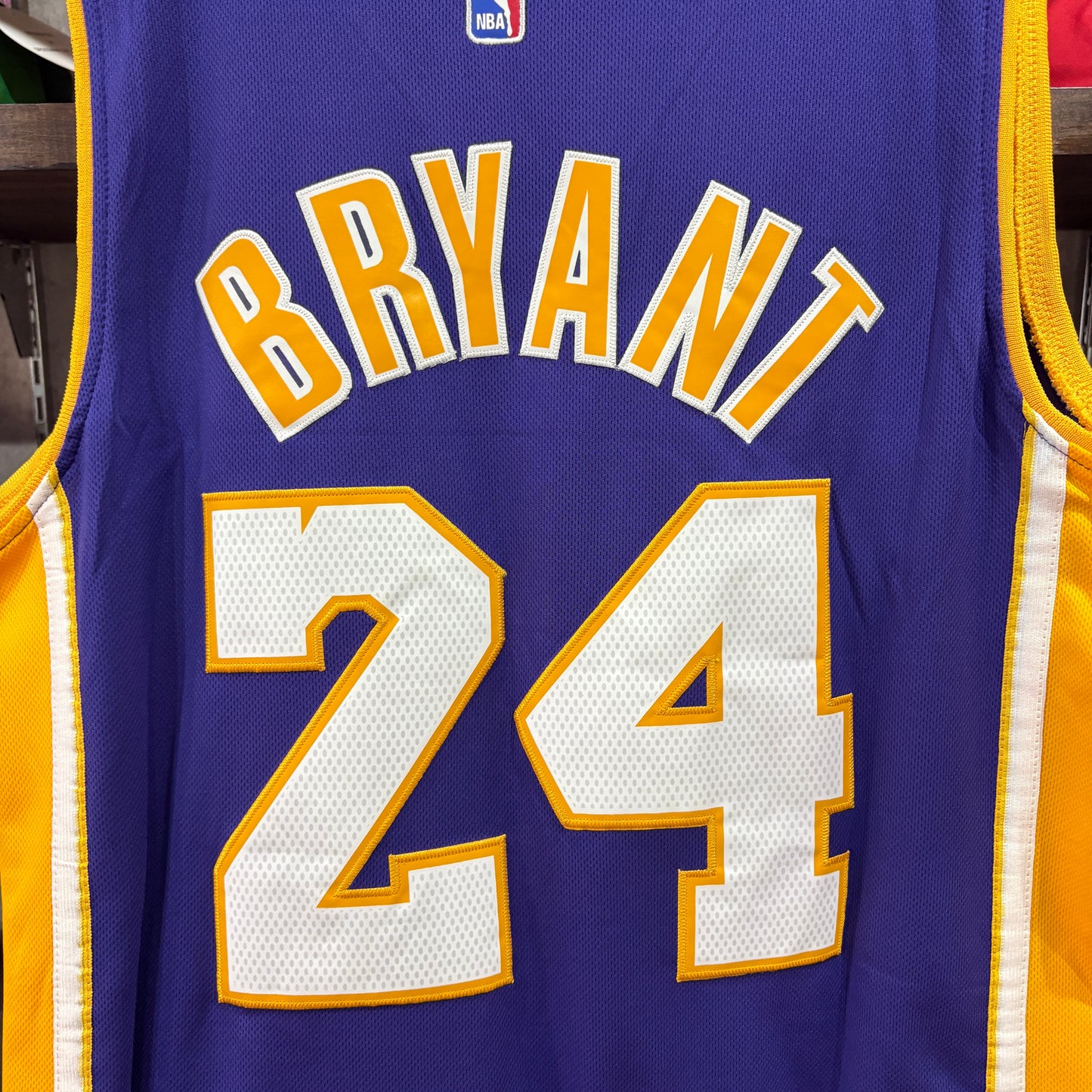 【 00s adidas / Los Angeles Lakers / Kobe Bryant #24 / Swingman Jersey 】