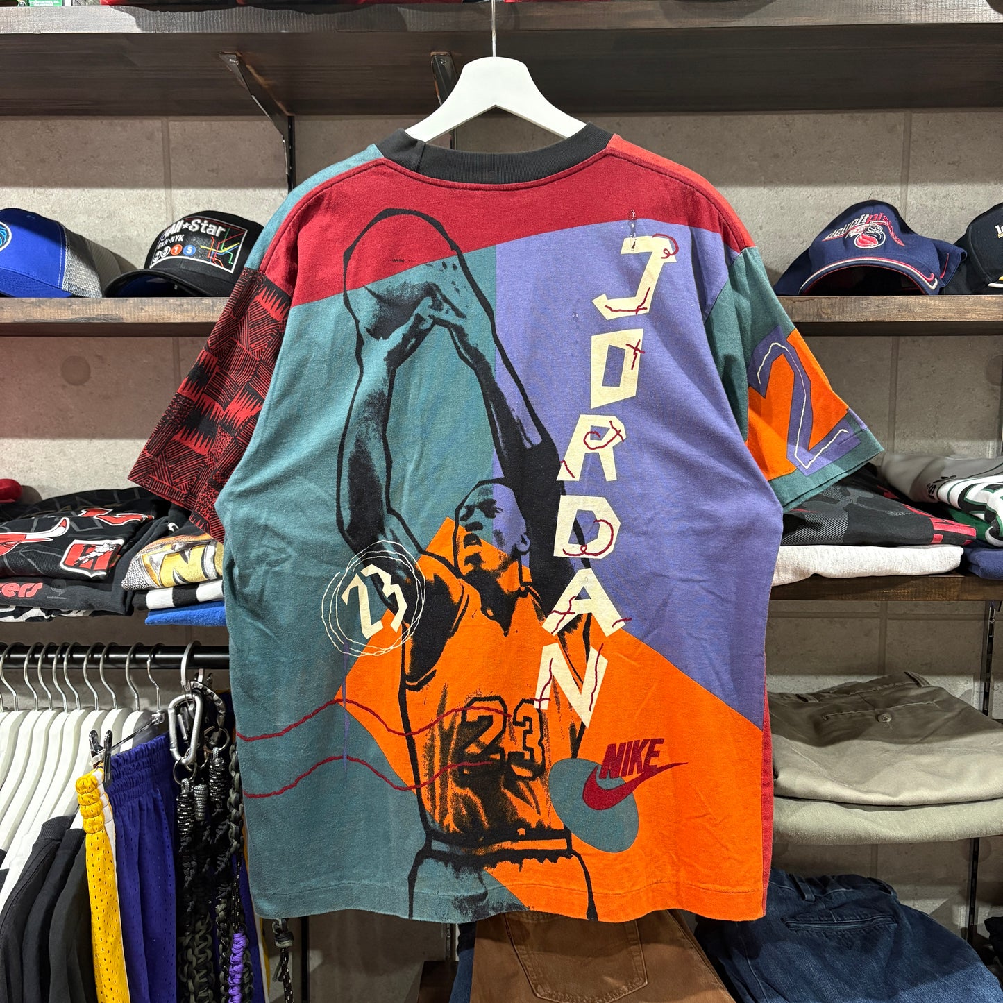 90s NIKE “Hoop Heroes” Graphic Tee - 1st Three-Peat Era　