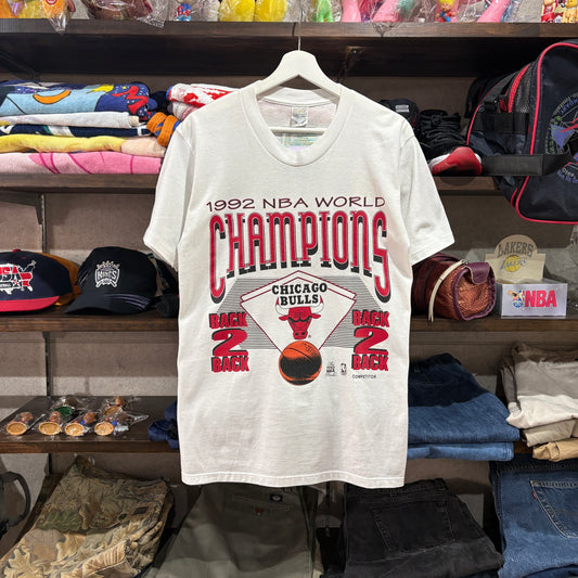 92s COMPETITOR Chicago Bulls "Back-to-Back" Champions Graphic Tee L