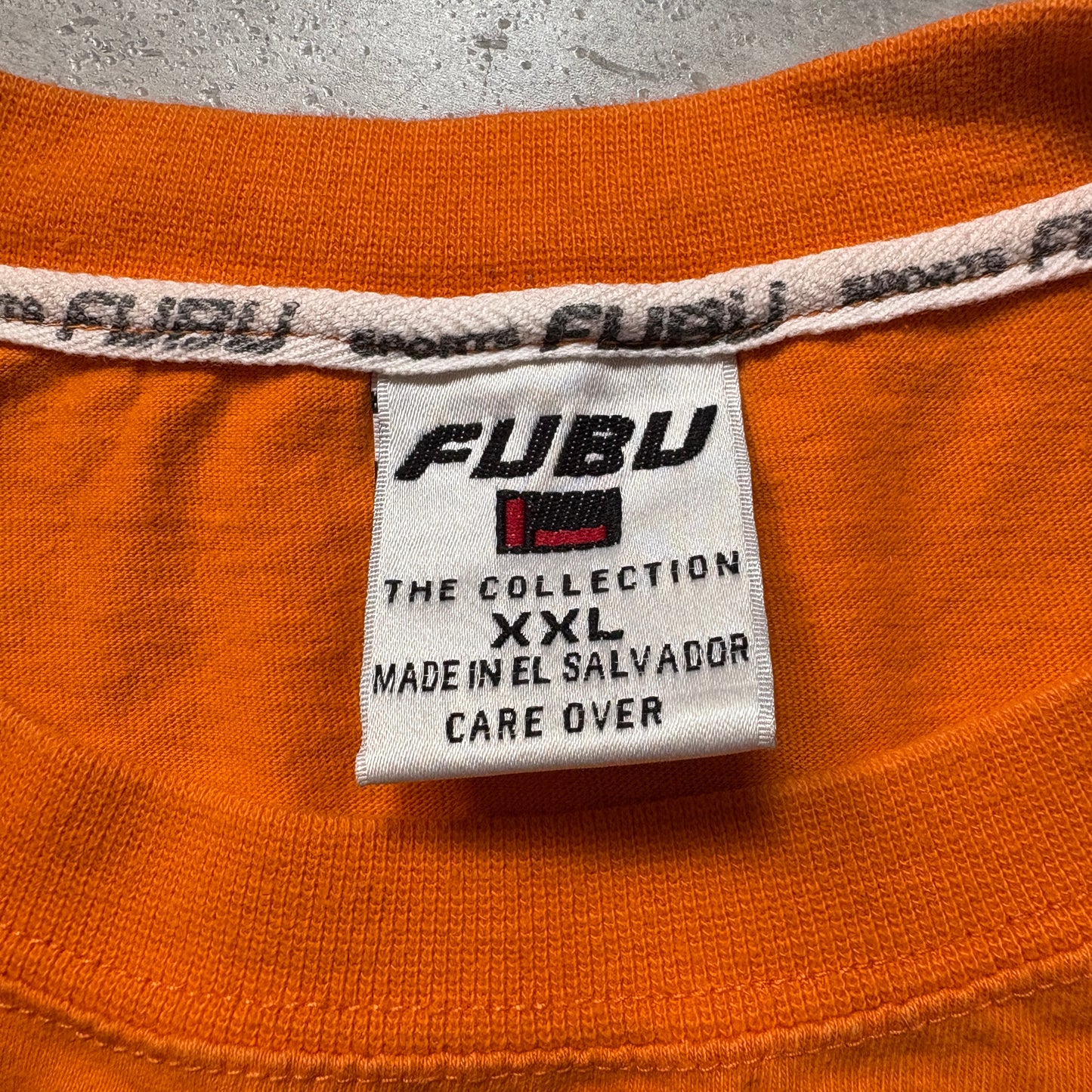 FUBU ATHLETIC NEW YORK KNICKS Tee  XXL