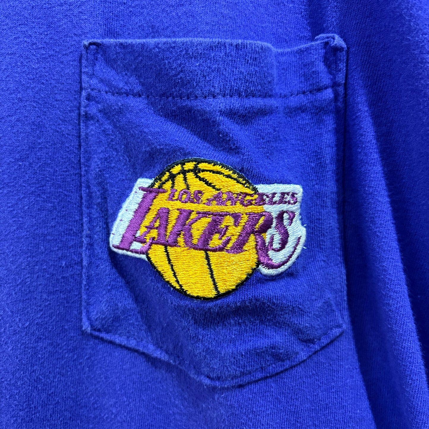 【Los Angeles Lakers / Nutmeg Mills / 90s Vintage Pocket T-Shirt】