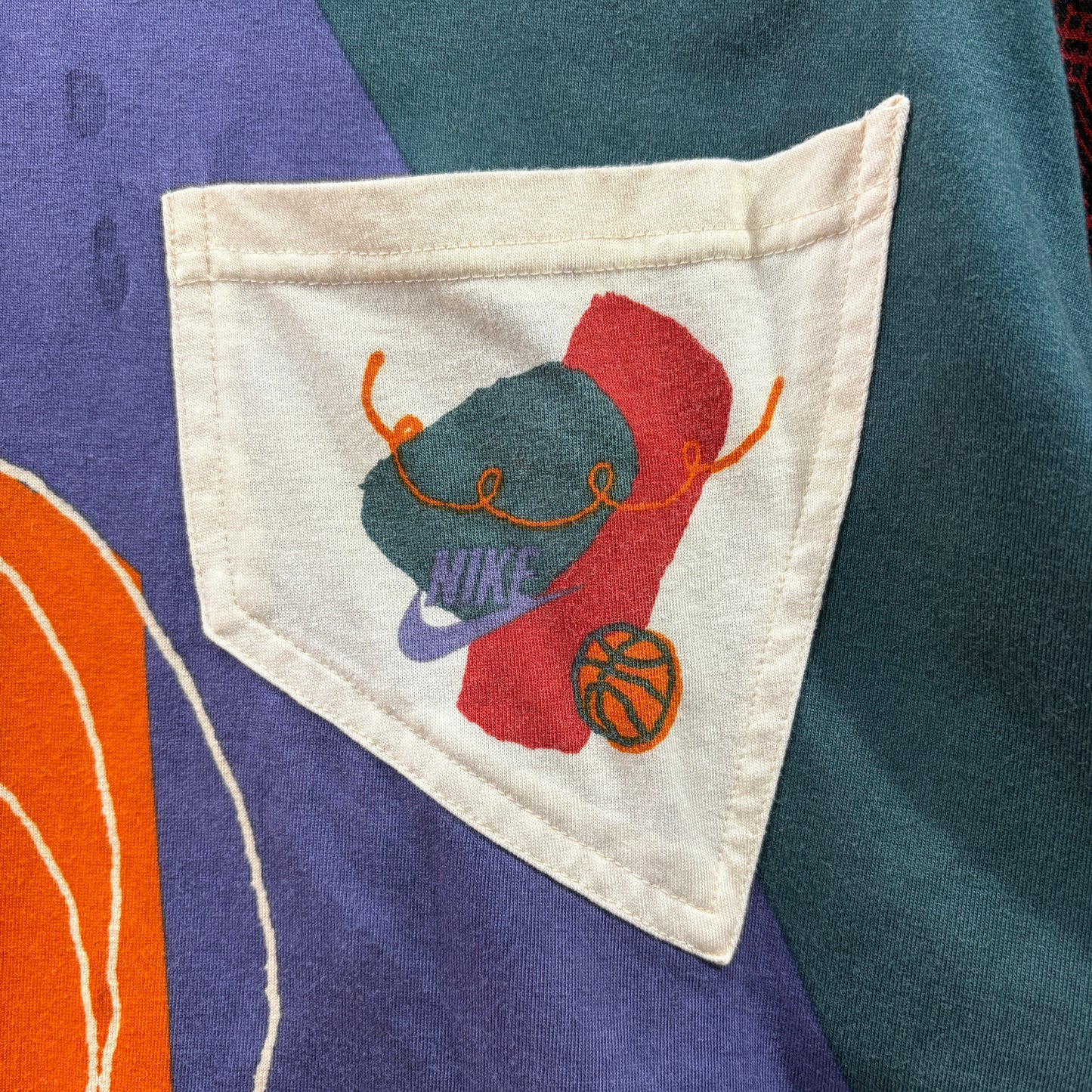 90s NIKE “Hoop Heroes” Graphic Tee - 1st Three-Peat Era　
