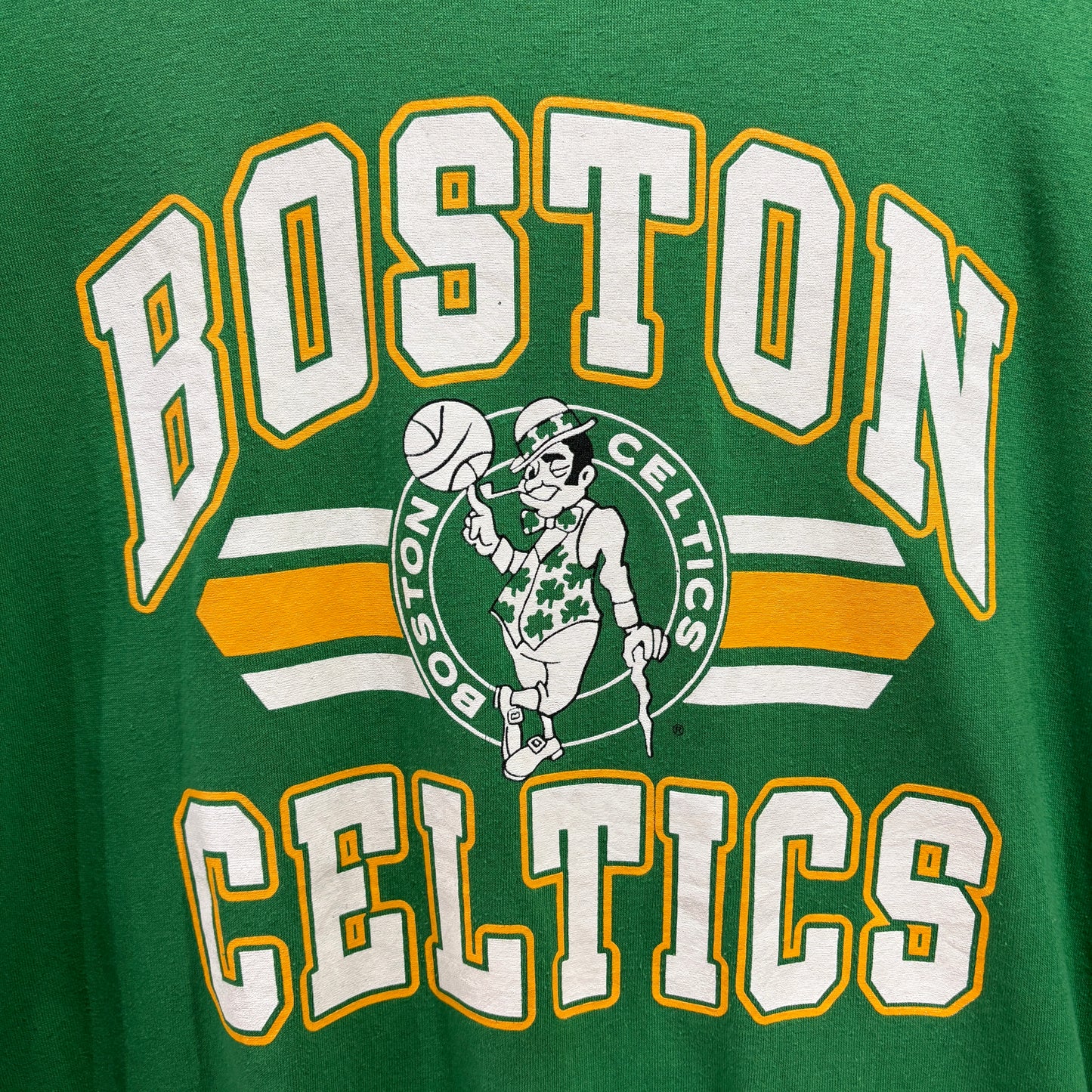 【90s TRENCH "BOSTON CELTICS" Poly-Cotton T-Shirt】