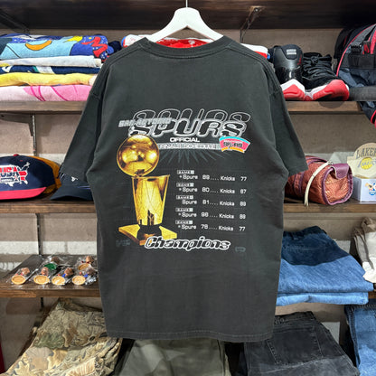 99s Lee NBA Finals Champions "Spurs vs Knicks" Graphic Tee L