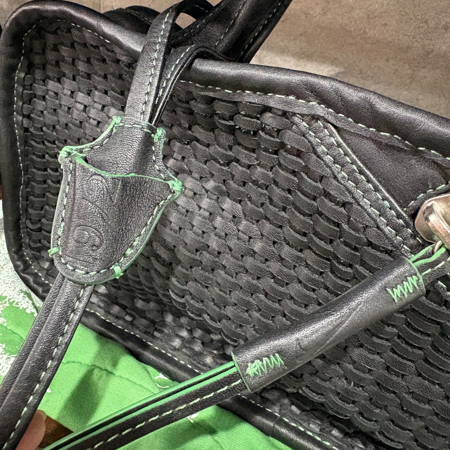 【00s NIKE 100% Leather Woven Bag】