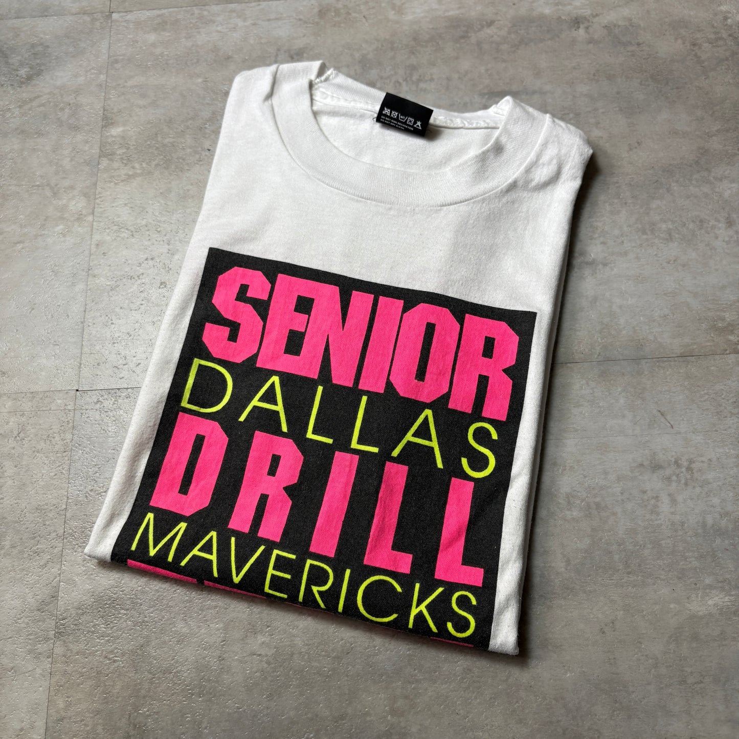 90s Dallas Mavericks Tee "SENIOR DRILL TEAM" 旧ロゴ