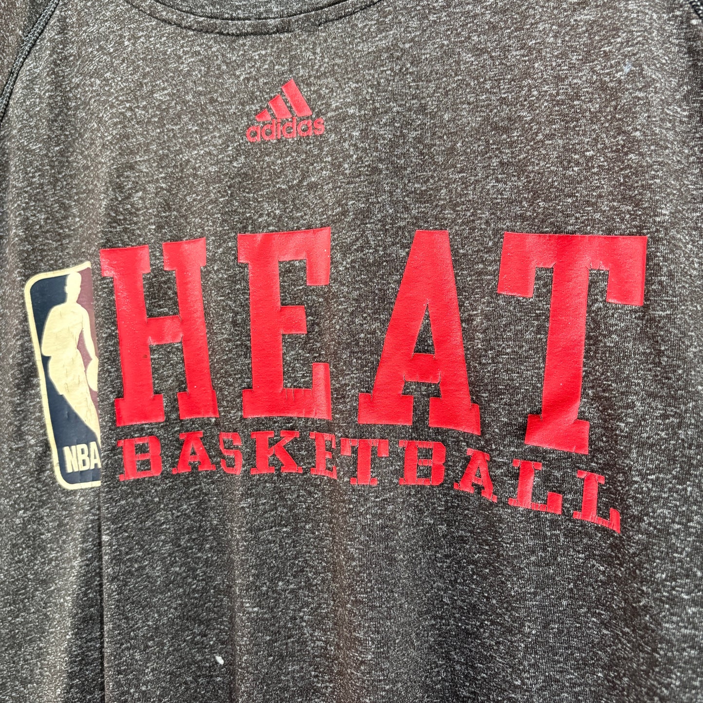 【Miami Heat / Adidas / Practice Graphic T-Shirt】