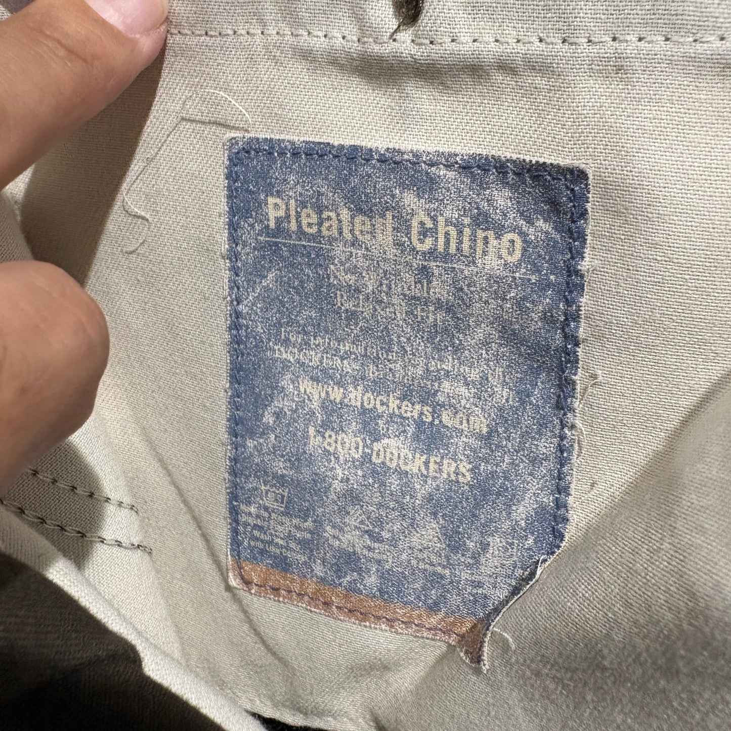 [00s / DOCKERS / Chino Slacks / 36/34]