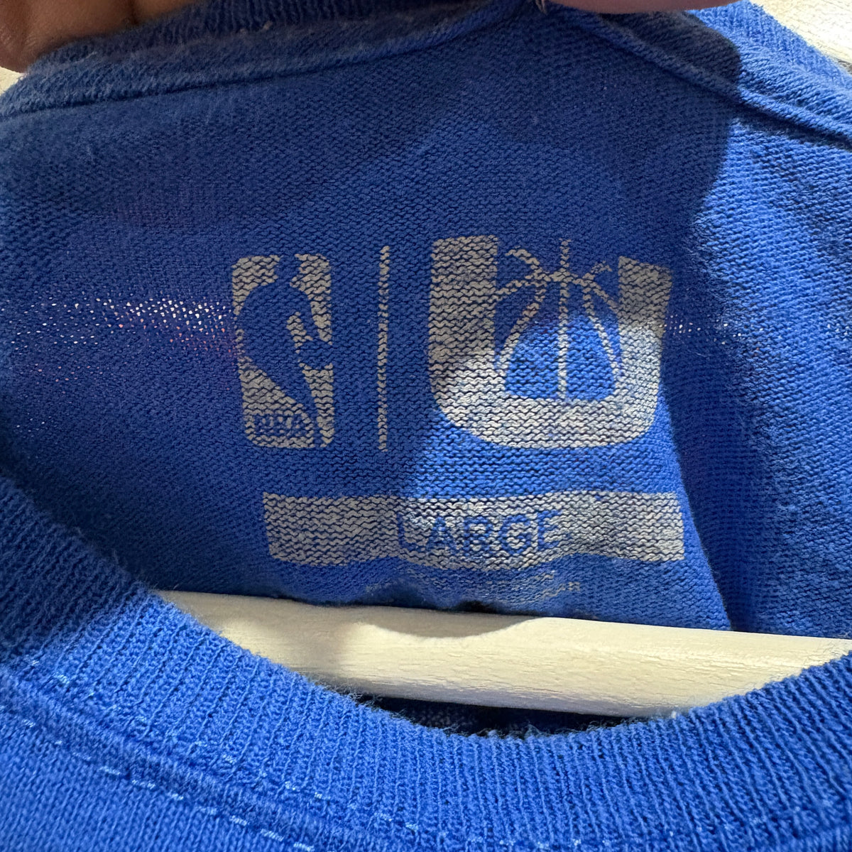Ultra Game New York Knicks Graphic Tee L