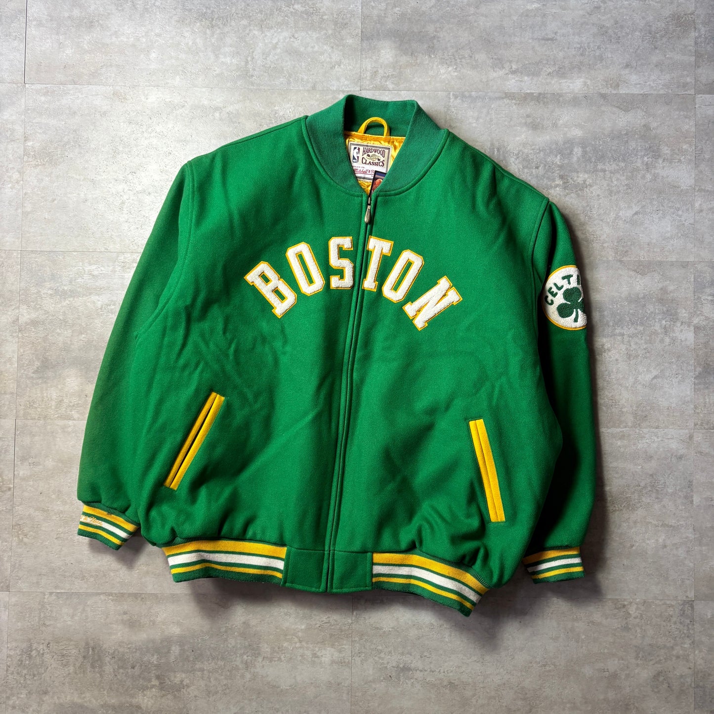 Mitchell&Ness NBA Boston celtics スタジャン 中綿 60 ボストン・セルティックス