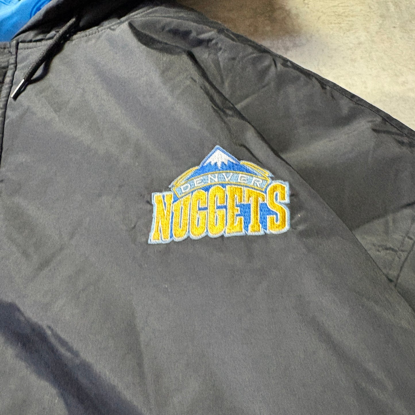 UNK NBA Denver Nuggets ダウンフードジャケット XL デンバー・ナゲッツ リブライン